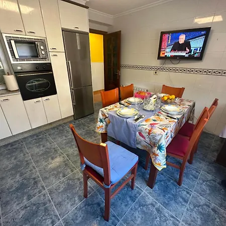 Casa Maruxia En Nerga Playa * Cangas do Morrazo